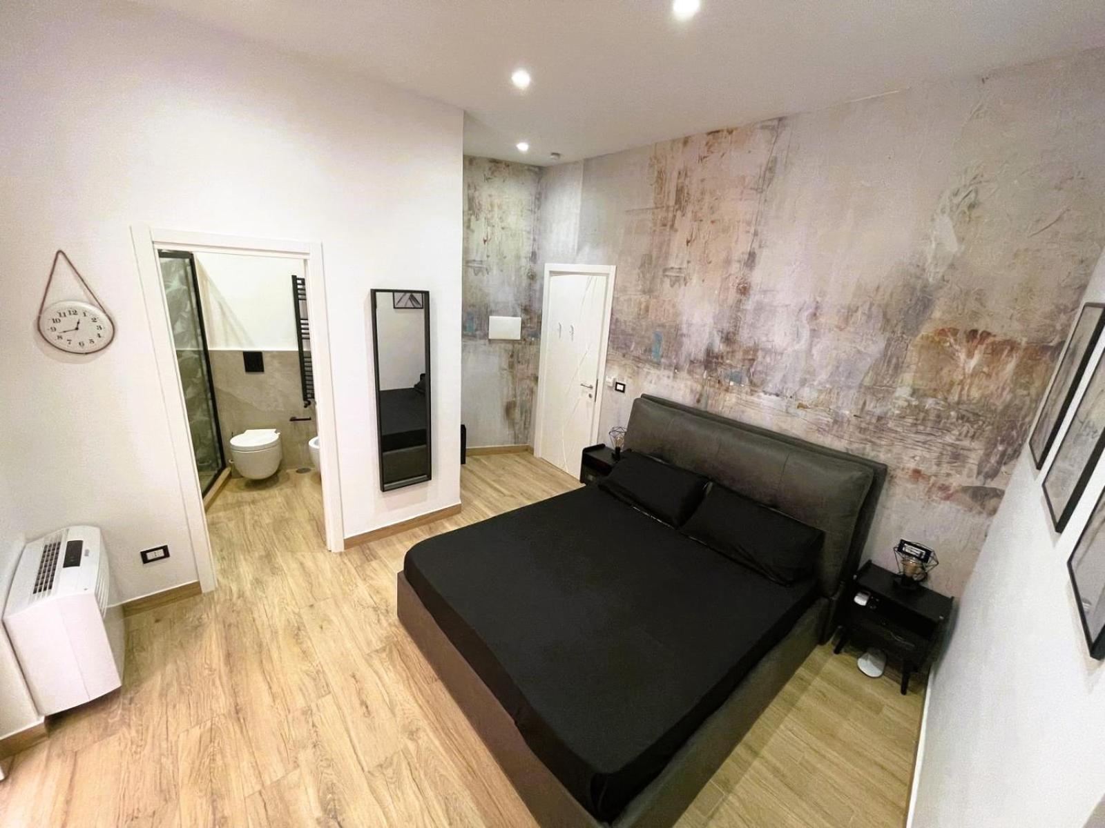 Urban Chic Suite Toledo ナポリ エクステリア 写真